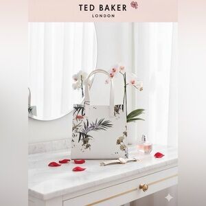 Ted Baker London Cream Floral Tote